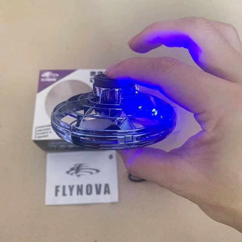 Flynova Mini UFO Spinner - Structured DifferentlyFlynova Mini UFO Spinner790031_YTEZ85BFlynova Mini UFO Spinner