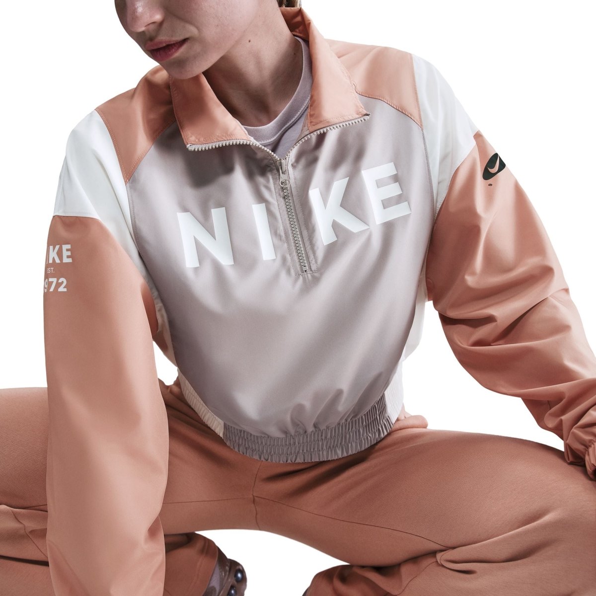 Nike Womens Sportswear Lightweight Zip Jacket - Rose Gold - Structured DifferentlyNike Womens Sportswear Lightweight Zip Jacket - Rose GoldWomens TopsIH8478-009197863137070Nike Womens Sportswear Lightweight Zip Jacket - Rose Gold