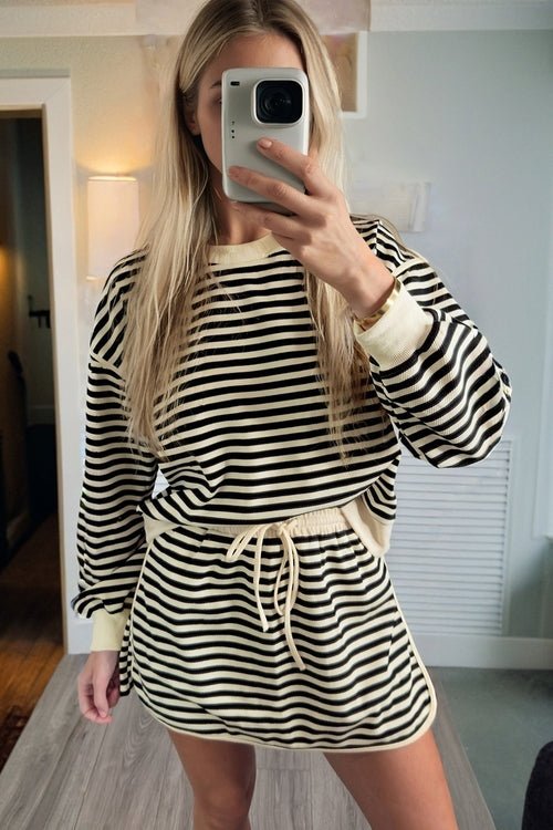 Stripe Textured Pullover Top and Mini Skirt Set - Structured DifferentlyStripe Textured Pullover Top and Mini Skirt SetLC631343-P219-LStripe Textured Pullover Top and Mini Skirt Set
